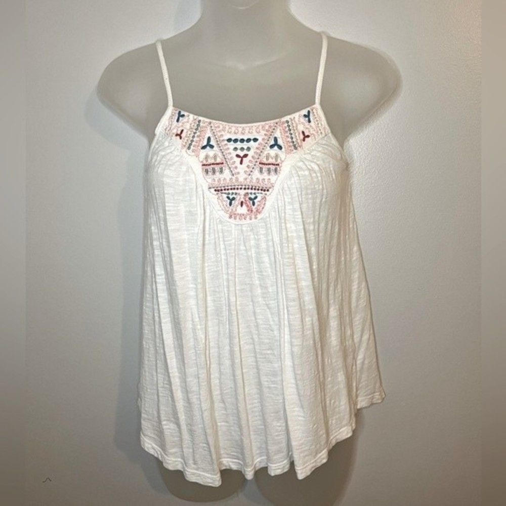 Red Camel Off-White Embroidered Tank Top Size XS